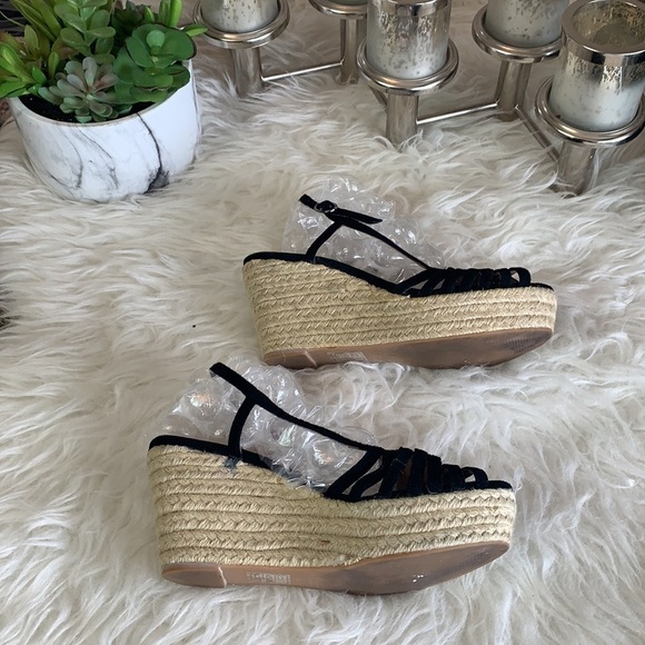 ALDO Black Strappy Stylish Open Toe Wedge Sandal Size 36 - Picture 3 of 13